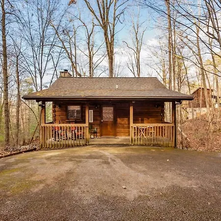 Location-Quiet-Hottub-Fireplace